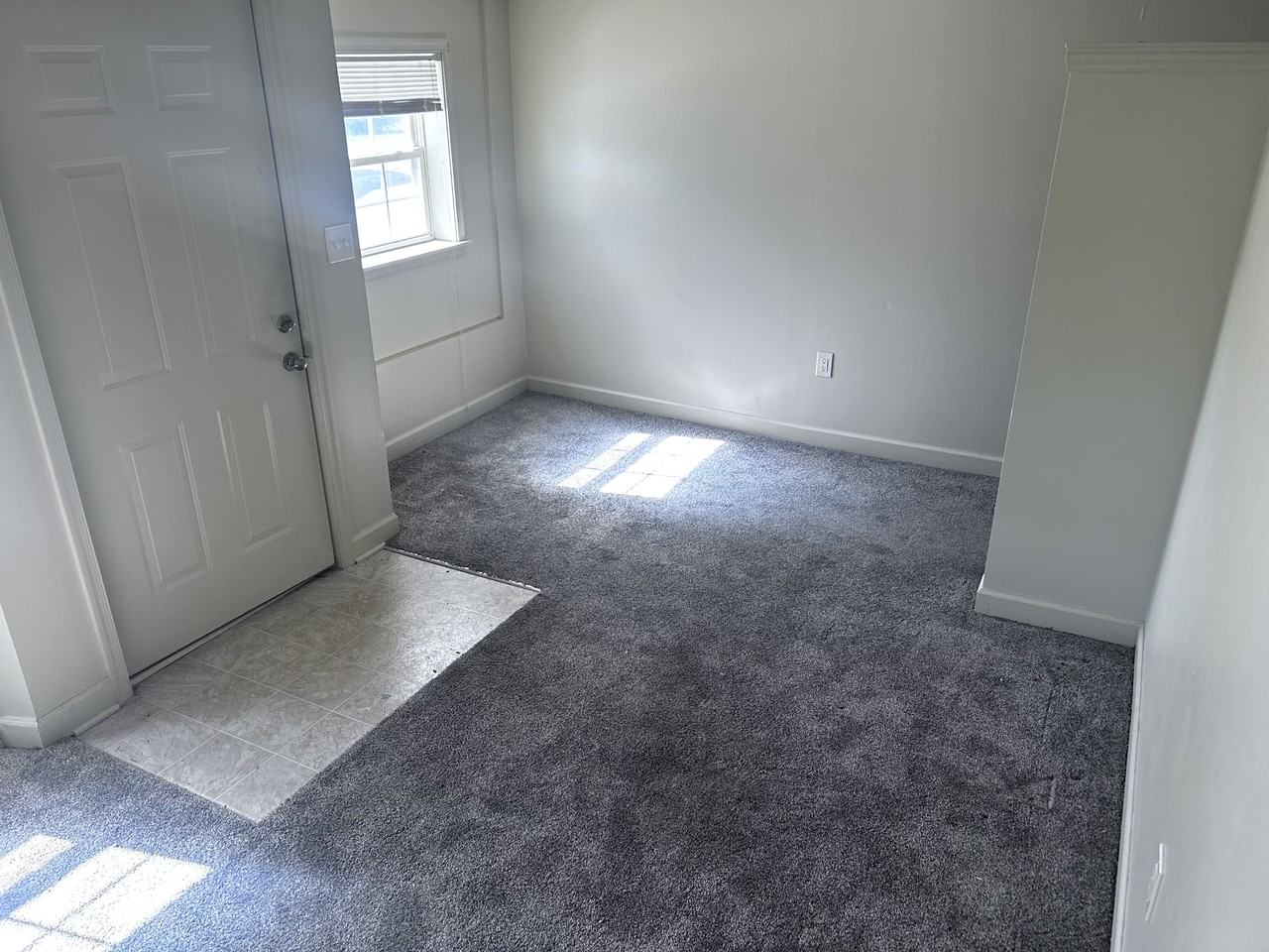 335 S Wood St #2 - Photo 3 of 9