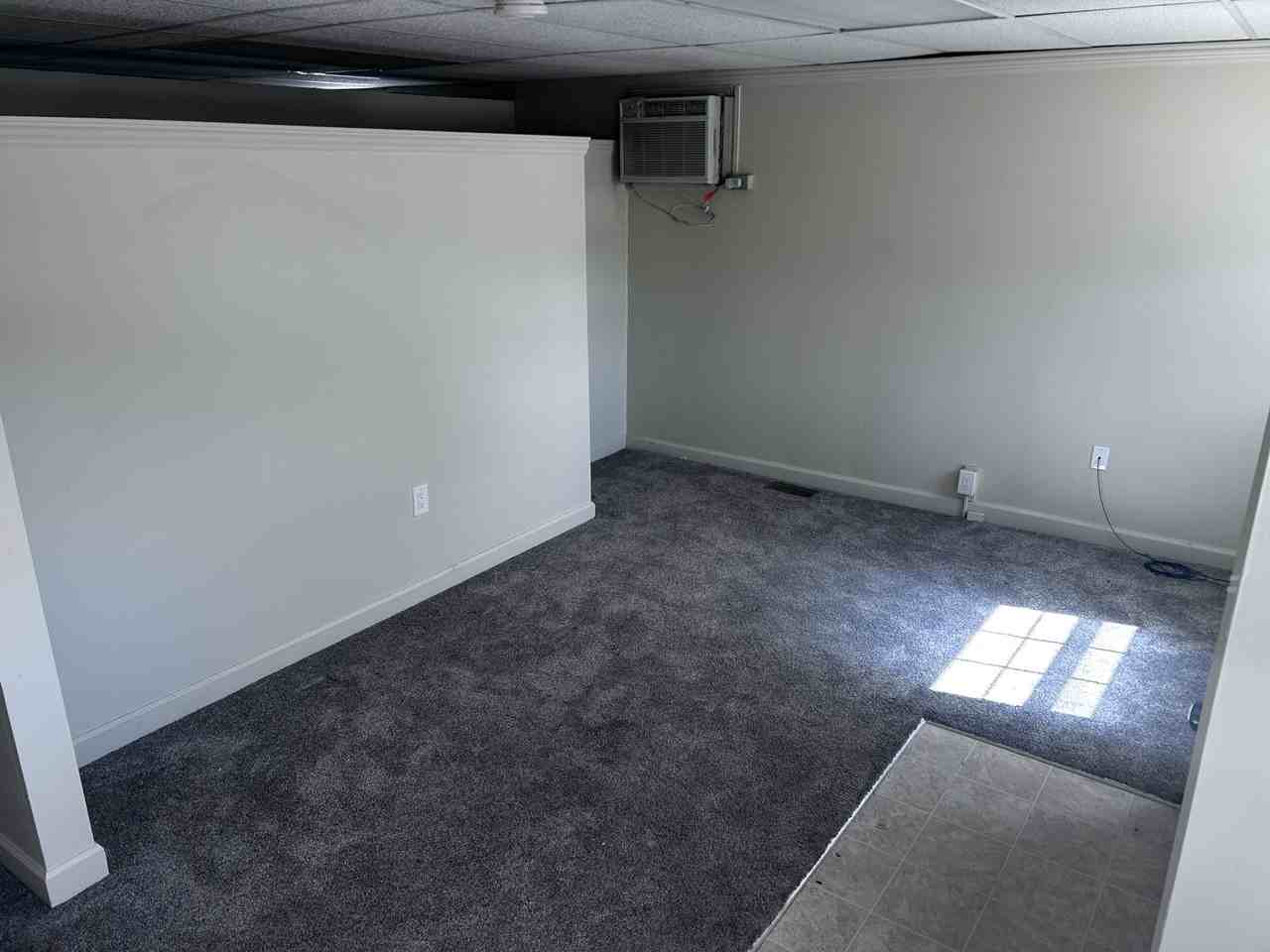 335 S Wood St #2 - Photo 5 of 9