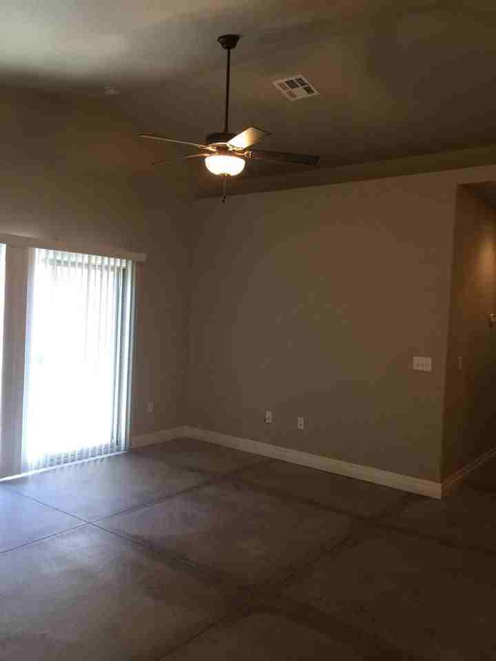 13604 W Hunters View St #1 - Photo 3 of 5