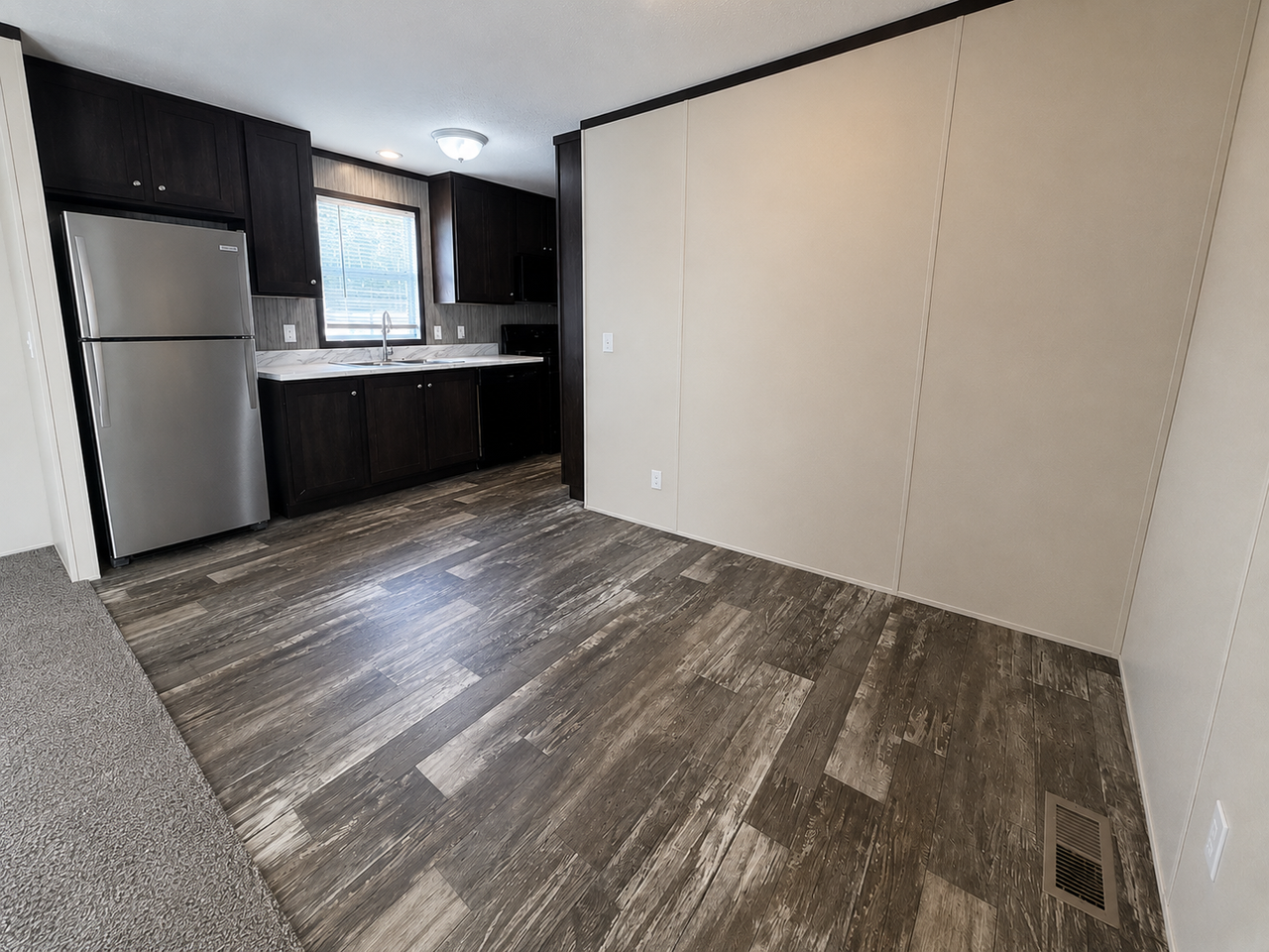 16011 Villaire Ave #682 - Photo 7 of 25