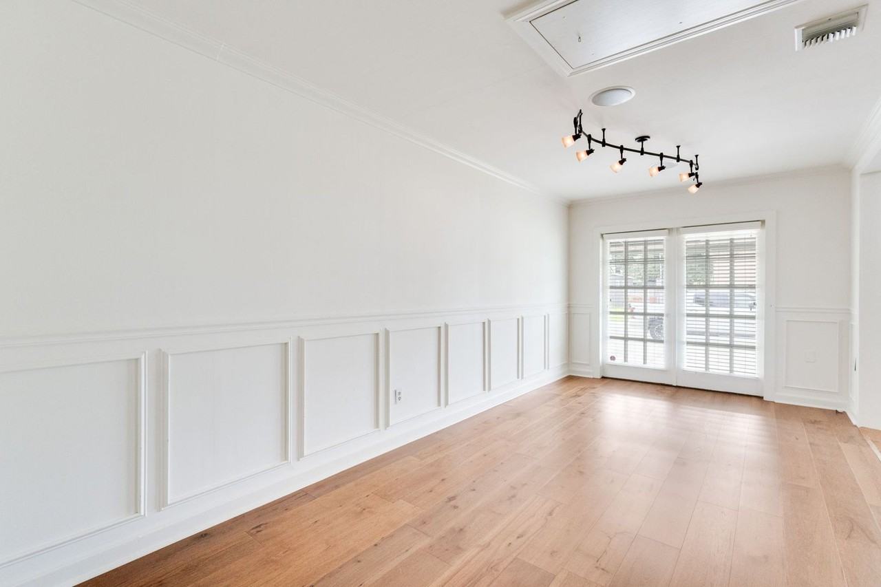 706 Harding St - Photo 3 of 20