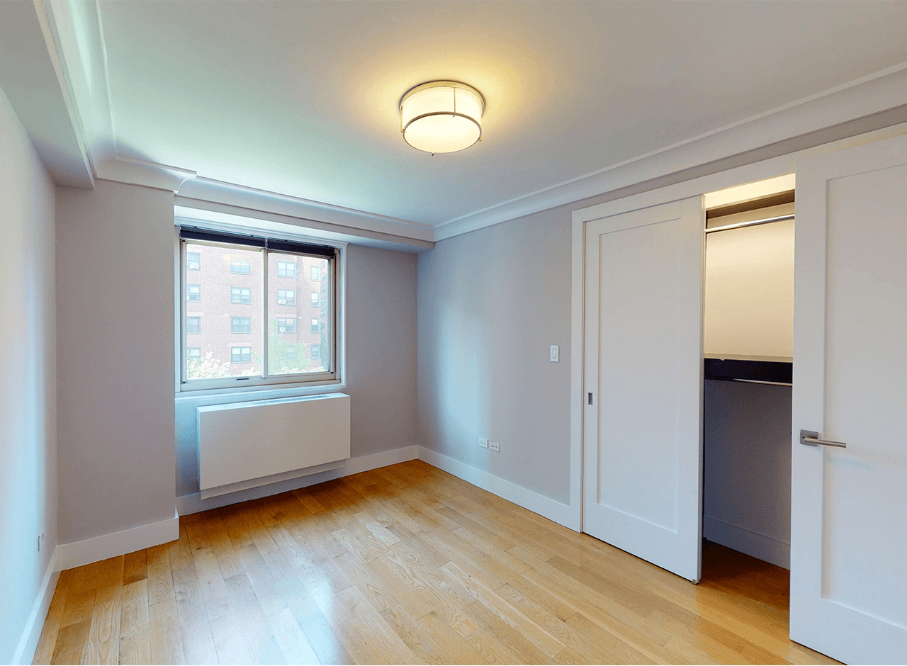 70 W 93rd St #70-05B - Photo 7 of 13