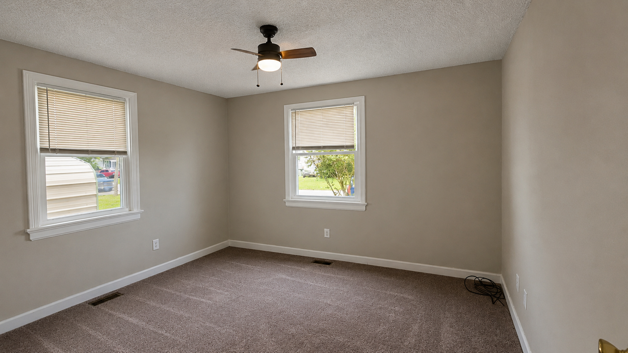 24 Cavalier Rd #1 - Photo 5 of 15