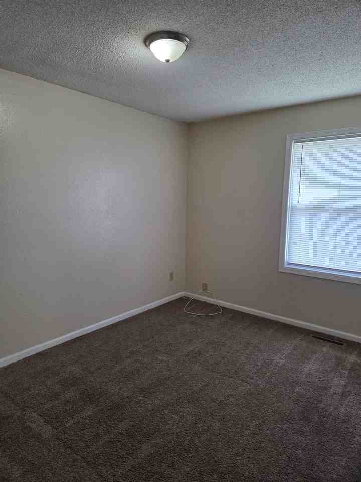 1931 Morgan Ave N #1 - Photo 5 of 22