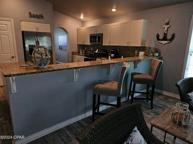 203 Brunswick Blvd #1 - Photo 7 of 25