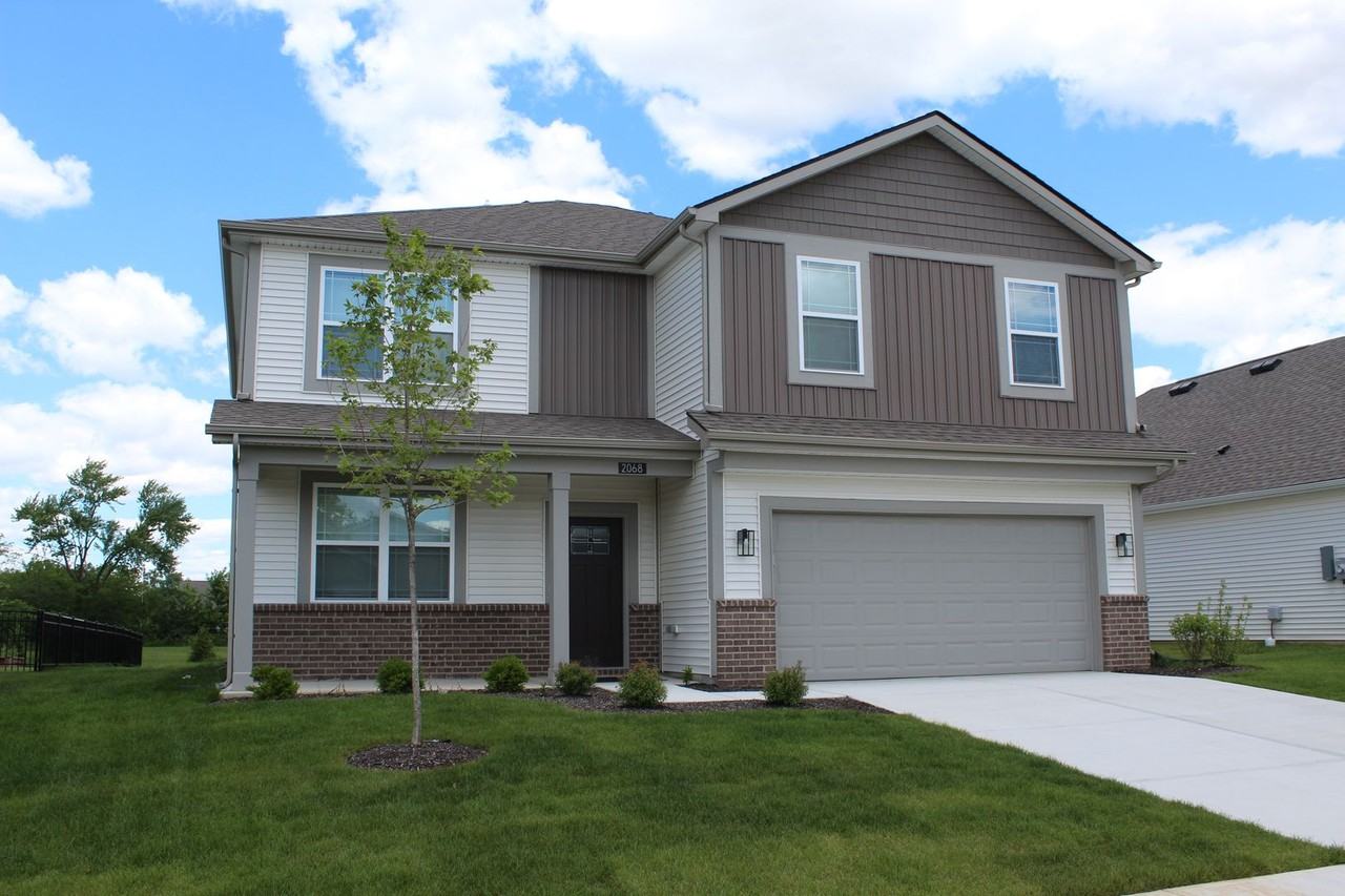 2068 Quail West Dr - Photo 2 of 24