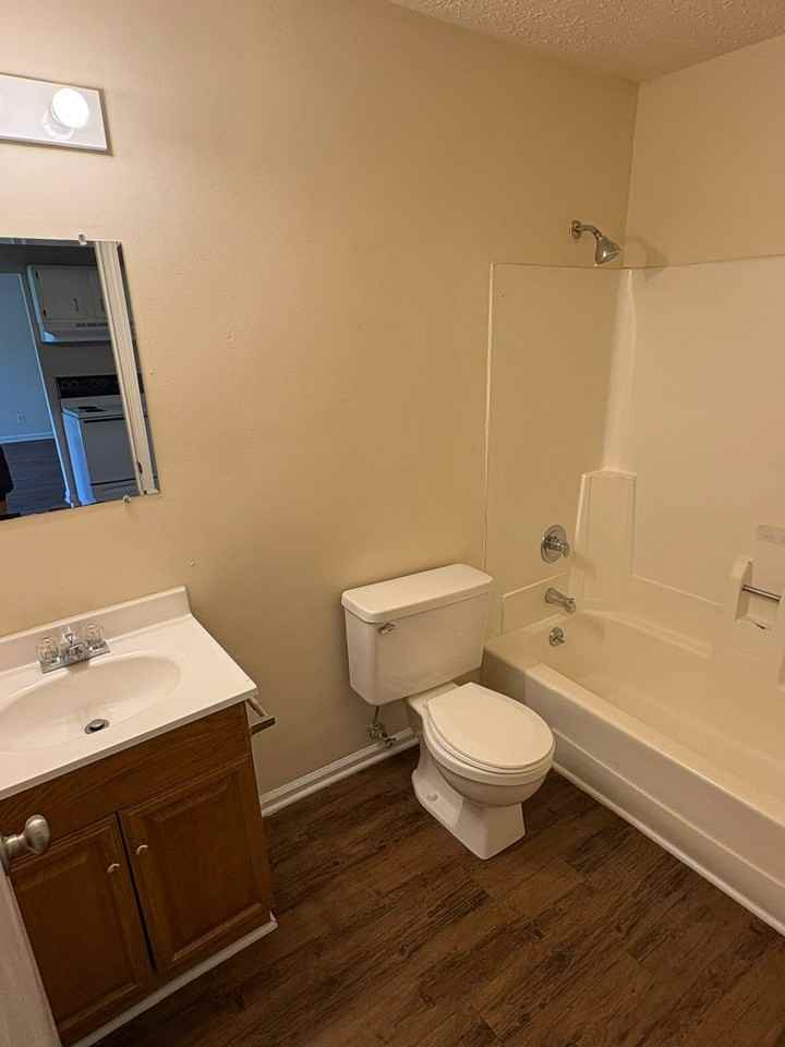 1621 Flanigan Ct #D - Photo 7 of 12