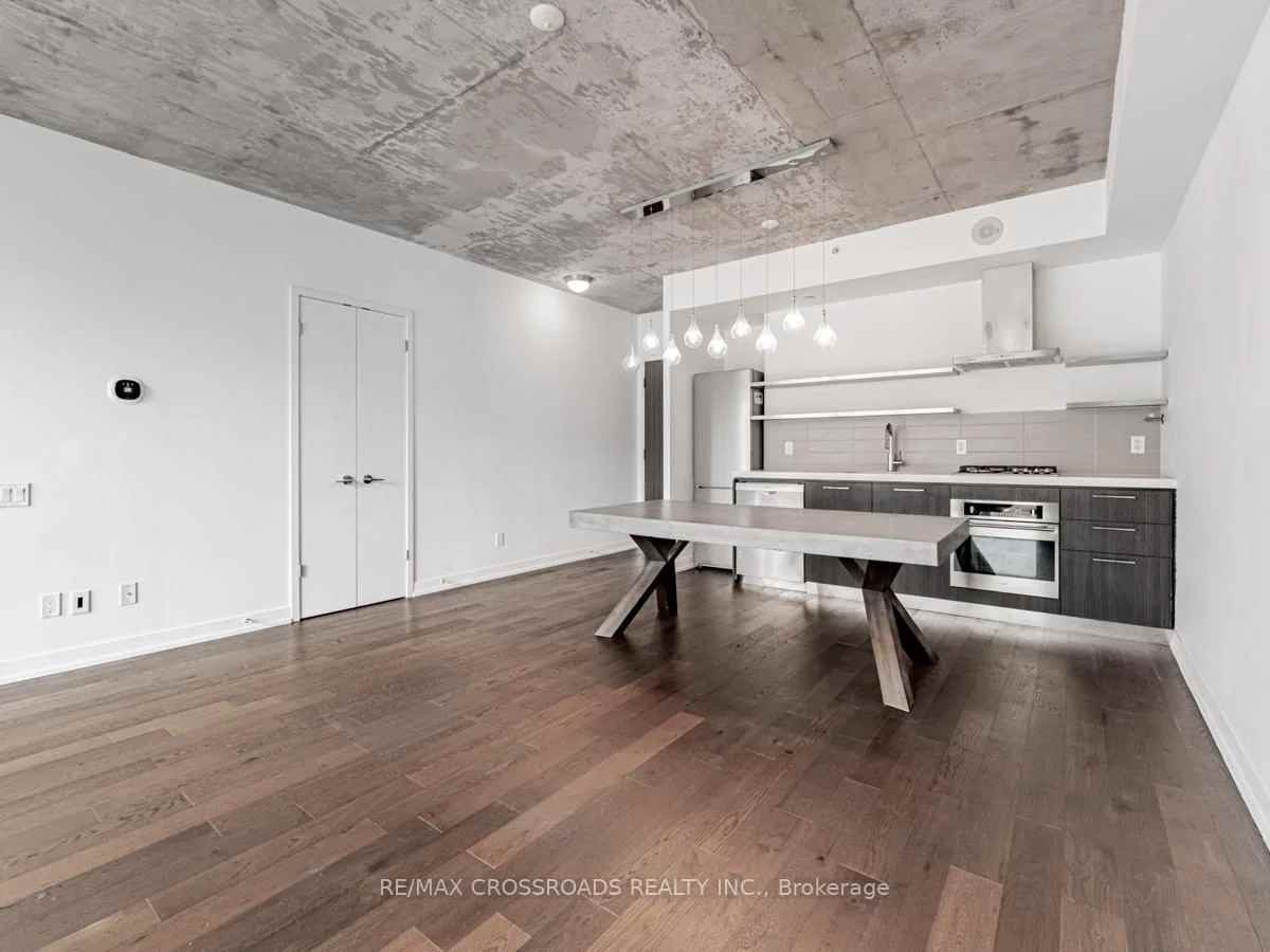560 King Street West - Photo 8