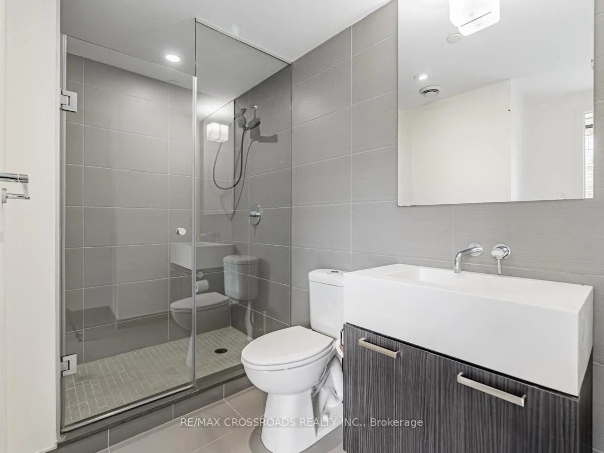 560 King Street West - Photo 11
