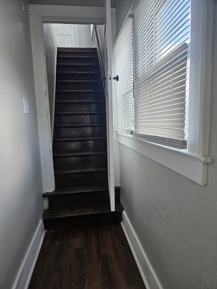 1210 Longfield Ave #1 - Photo 3 of 9