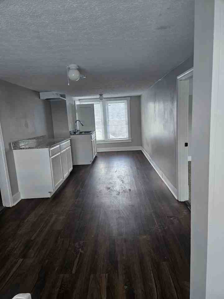 1210 Longfield Ave #1 - Photo 7 of 9