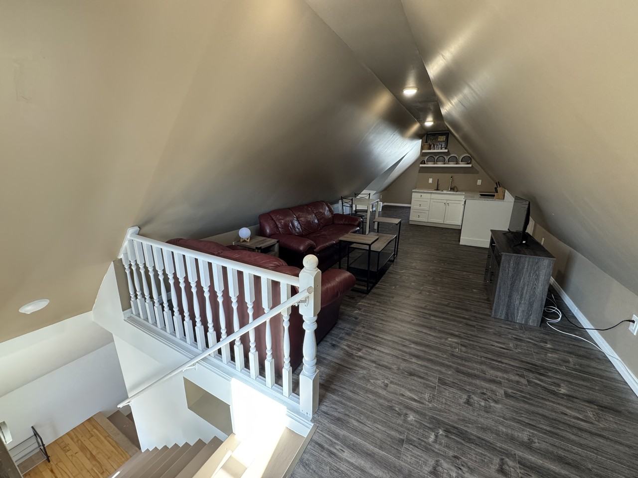 318 Main St #G - Photo 3 of 19