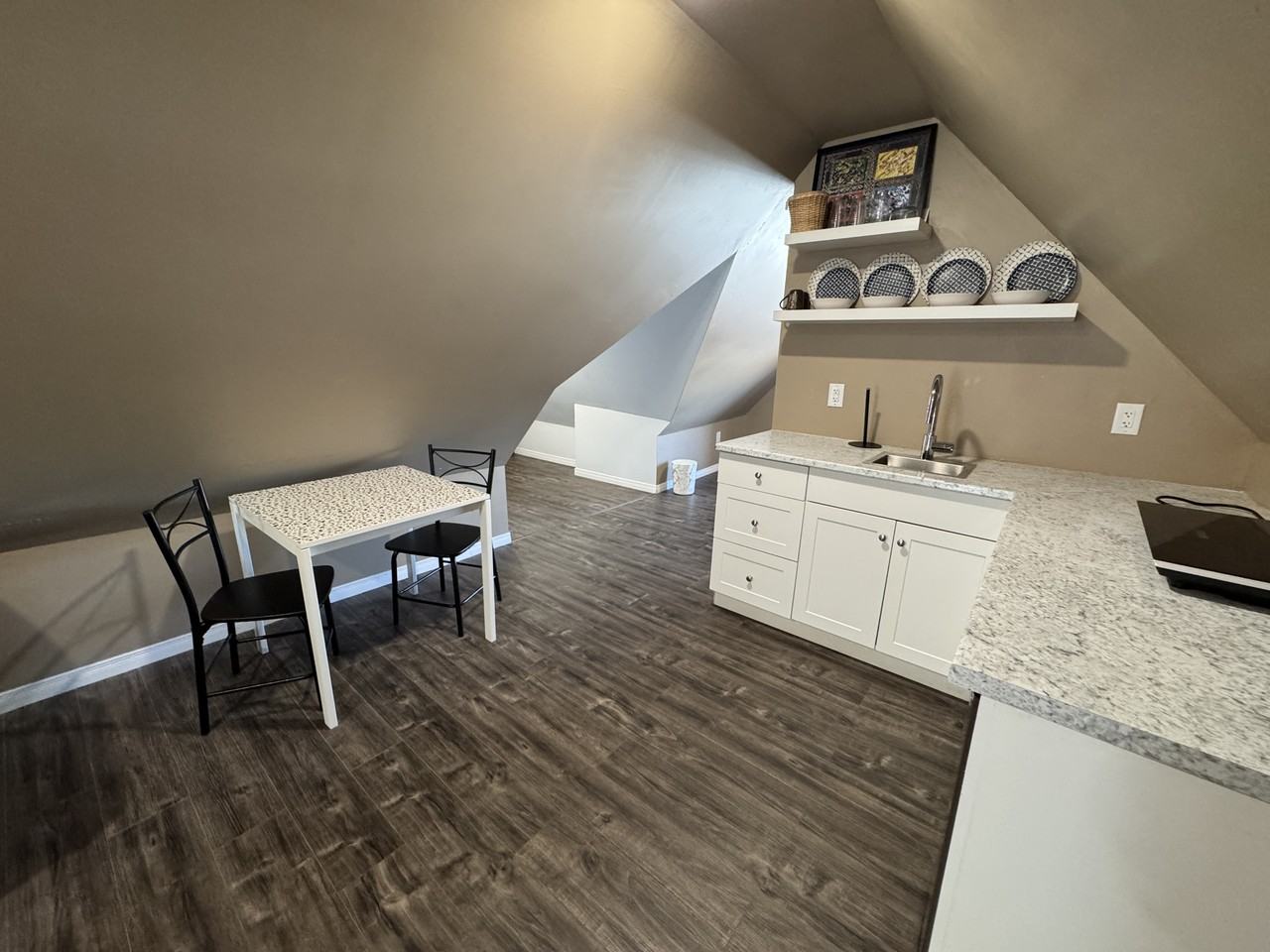 318 Main St #G - Photo 7 of 19