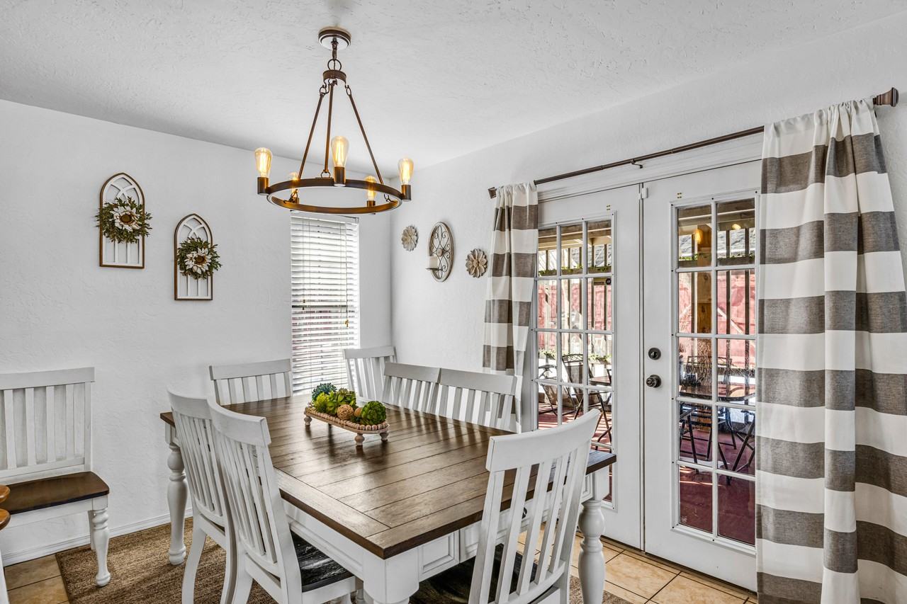 706 Nw Micklegate Blvd #1 - Photo 7 of 18