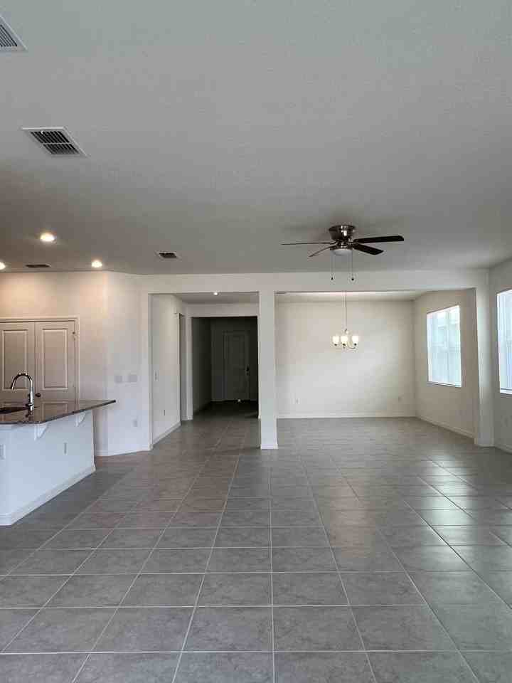 9023 Hooton Way - Photo 6 of 23