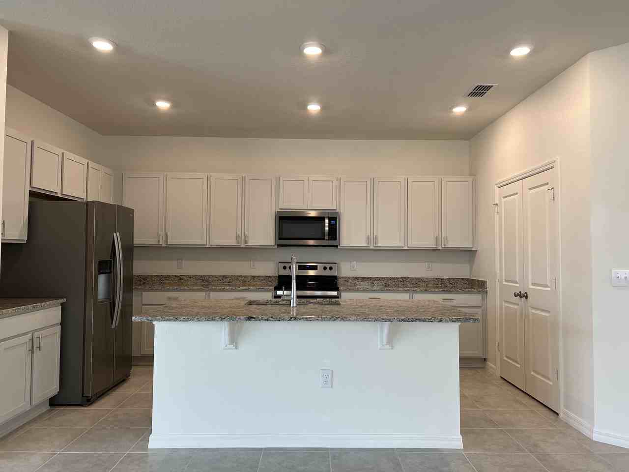 9023 Hooton Way - Photo 3 of 23