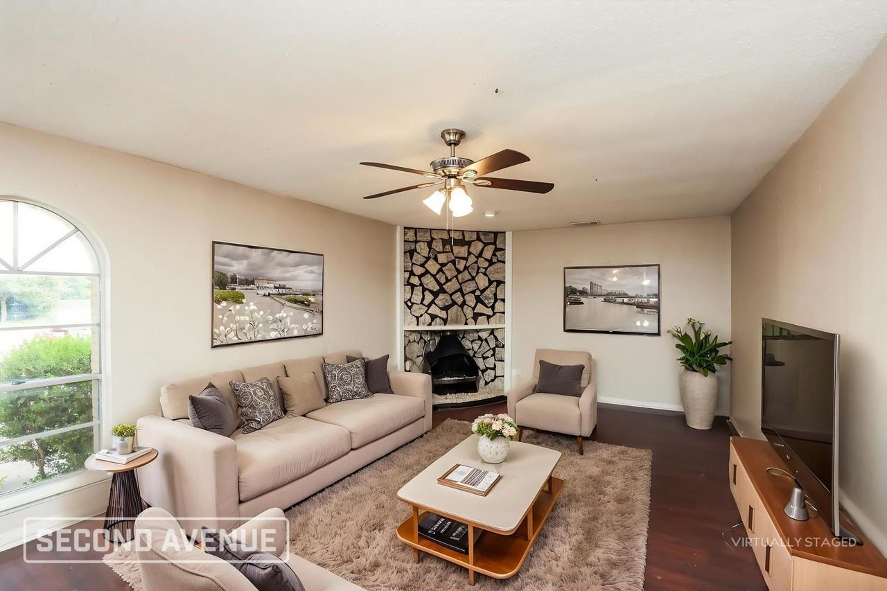 307 Halifax Ct - Photo 2 of 24