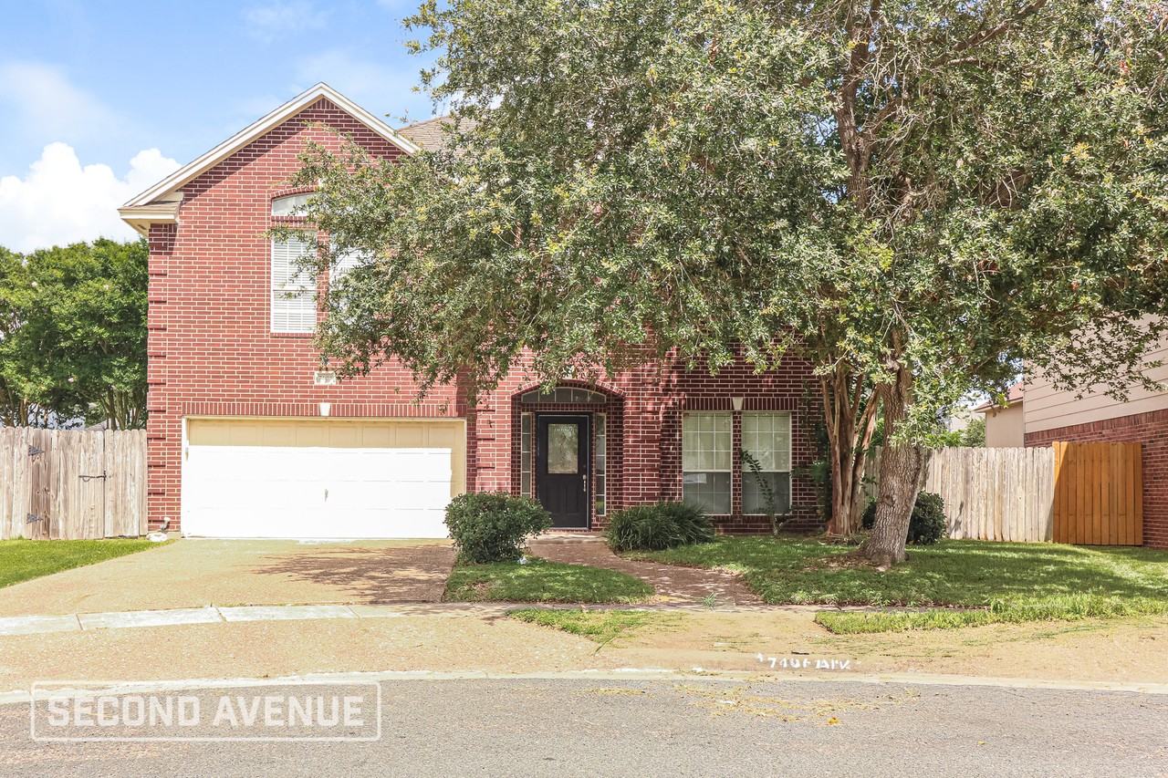 7406 Lake Buchanan Ct