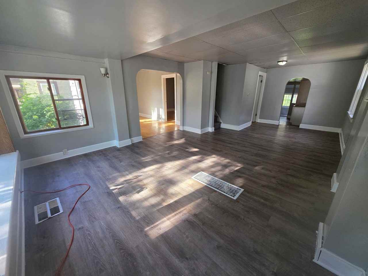 4900 N 58th St - Photo 2 of 11
