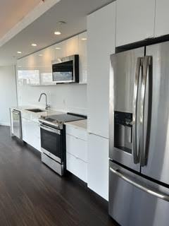 The Jade Apartments - Photo 6 of 44