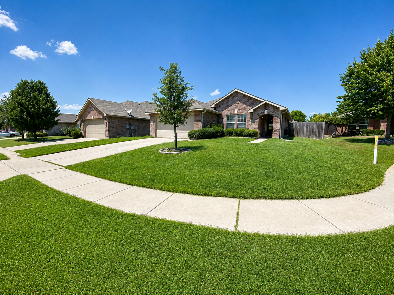 1921 Nightingale Dr - Photo 2 of 29