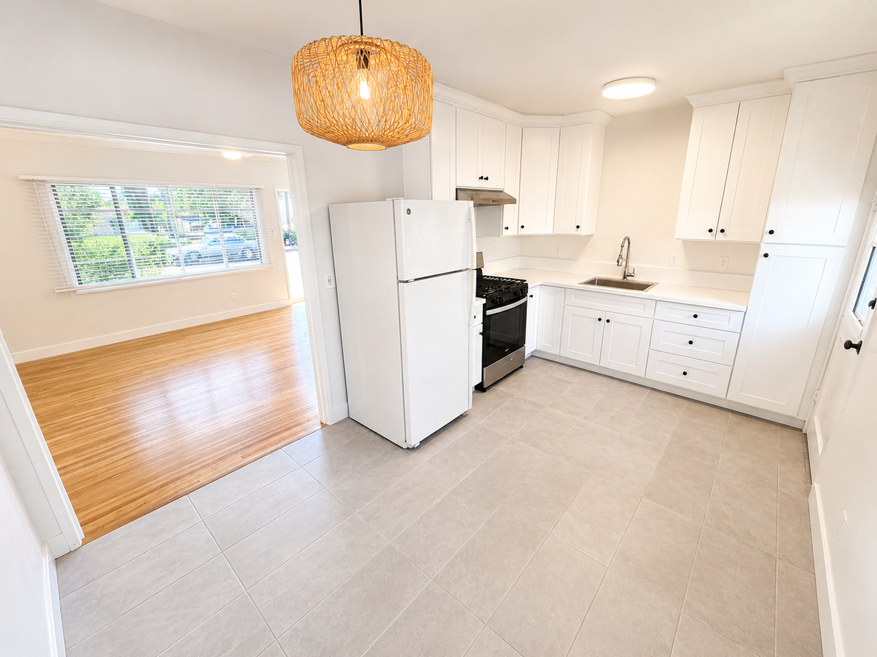 110 W Matilija St - Photo 3 of 8