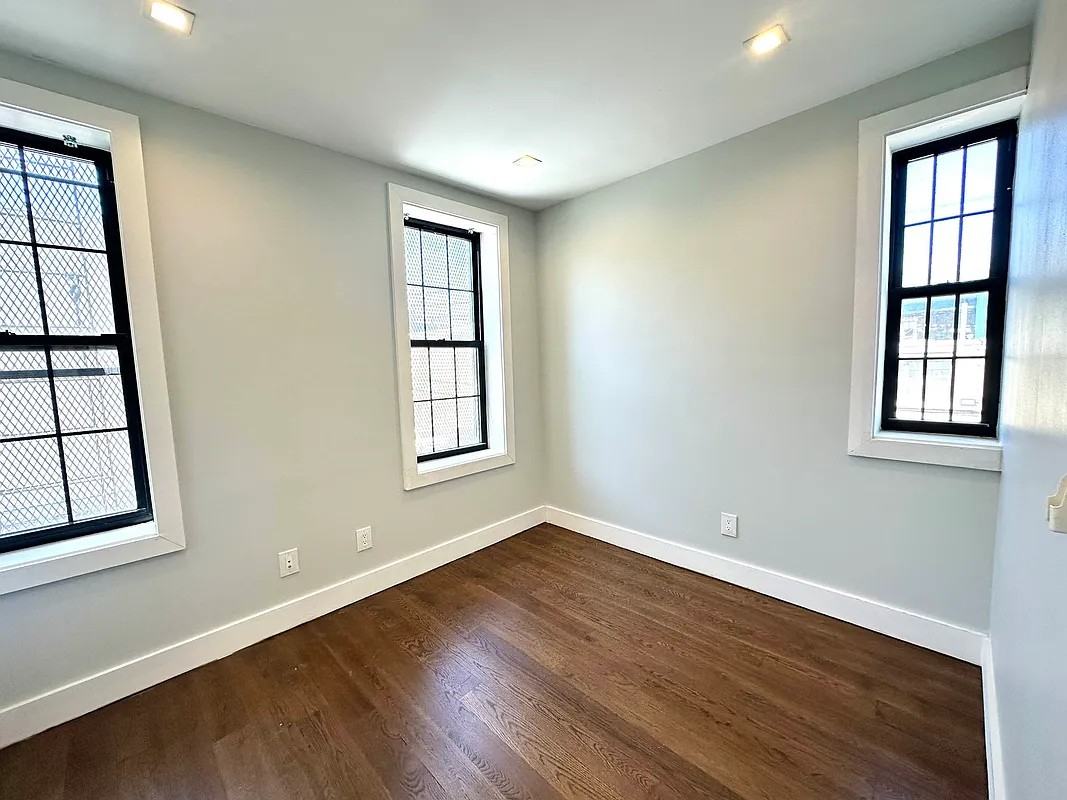 60-02 60th Street #1 - Photo 5 of 7
