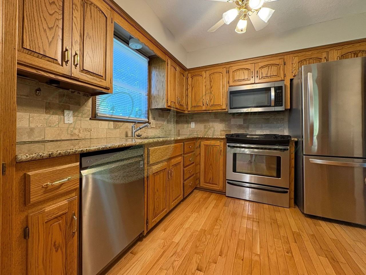 14405 E 37th St S - Photo 7 of 22