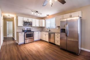 2365 Ida Ln - Photo 1 of 1