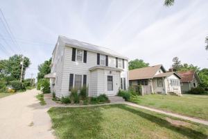 featured image of 117 12th Ave Nw