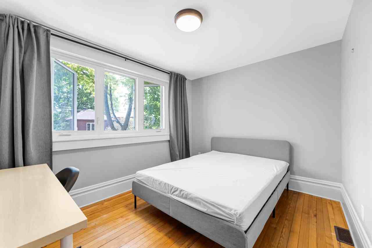 117 Hopewell Ave - Photo 5 of 37