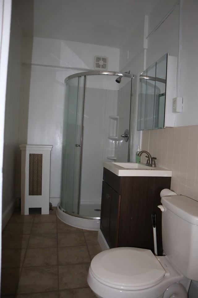 113 Reading Ave - Photo 6 of 12