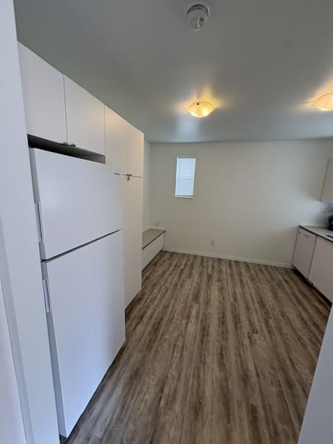 12037 59 St NW - Photo 3 of 10