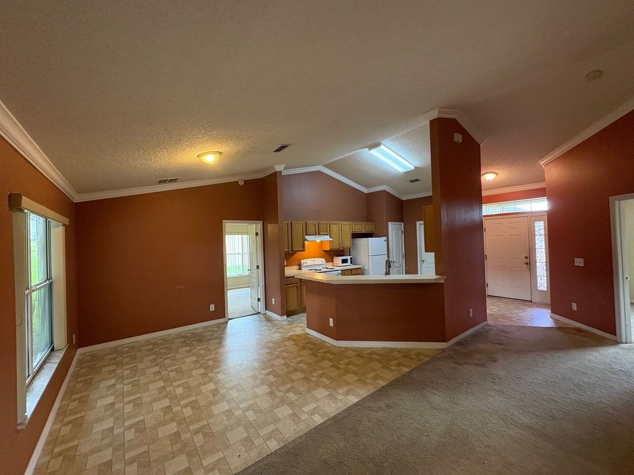 104 Herring Ln - Photo 3 of 18
