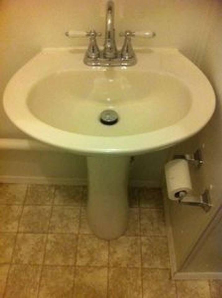 120 Barker Ave - Photo 4 of 23