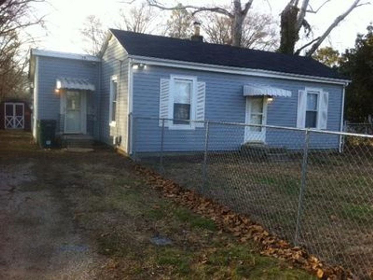 120 Barker Ave - Photo 5 of 23