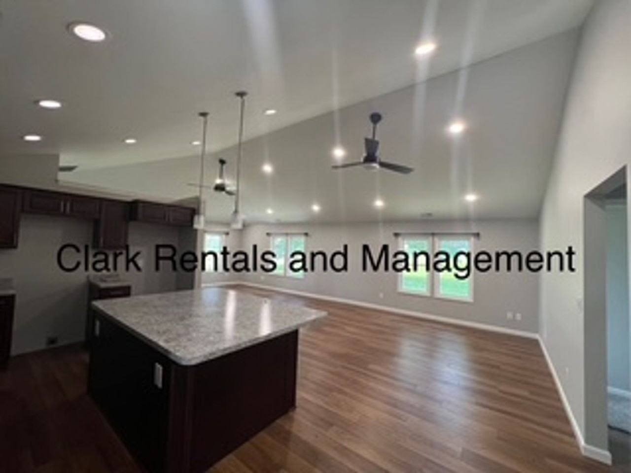 6817 N State Road 9 - Photo 5 of 10