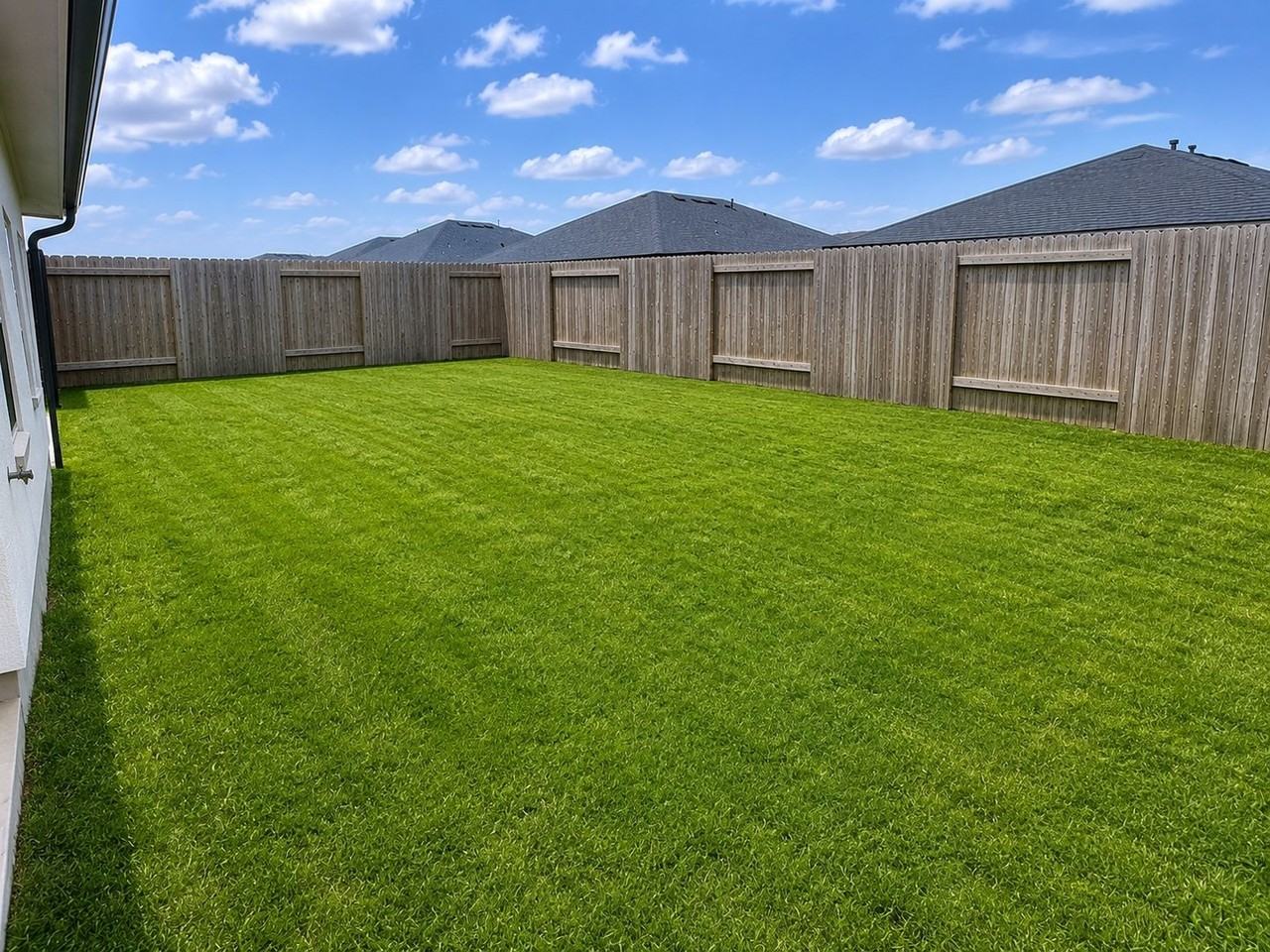 28926 Yukon River Ct - Photo 2 of 8