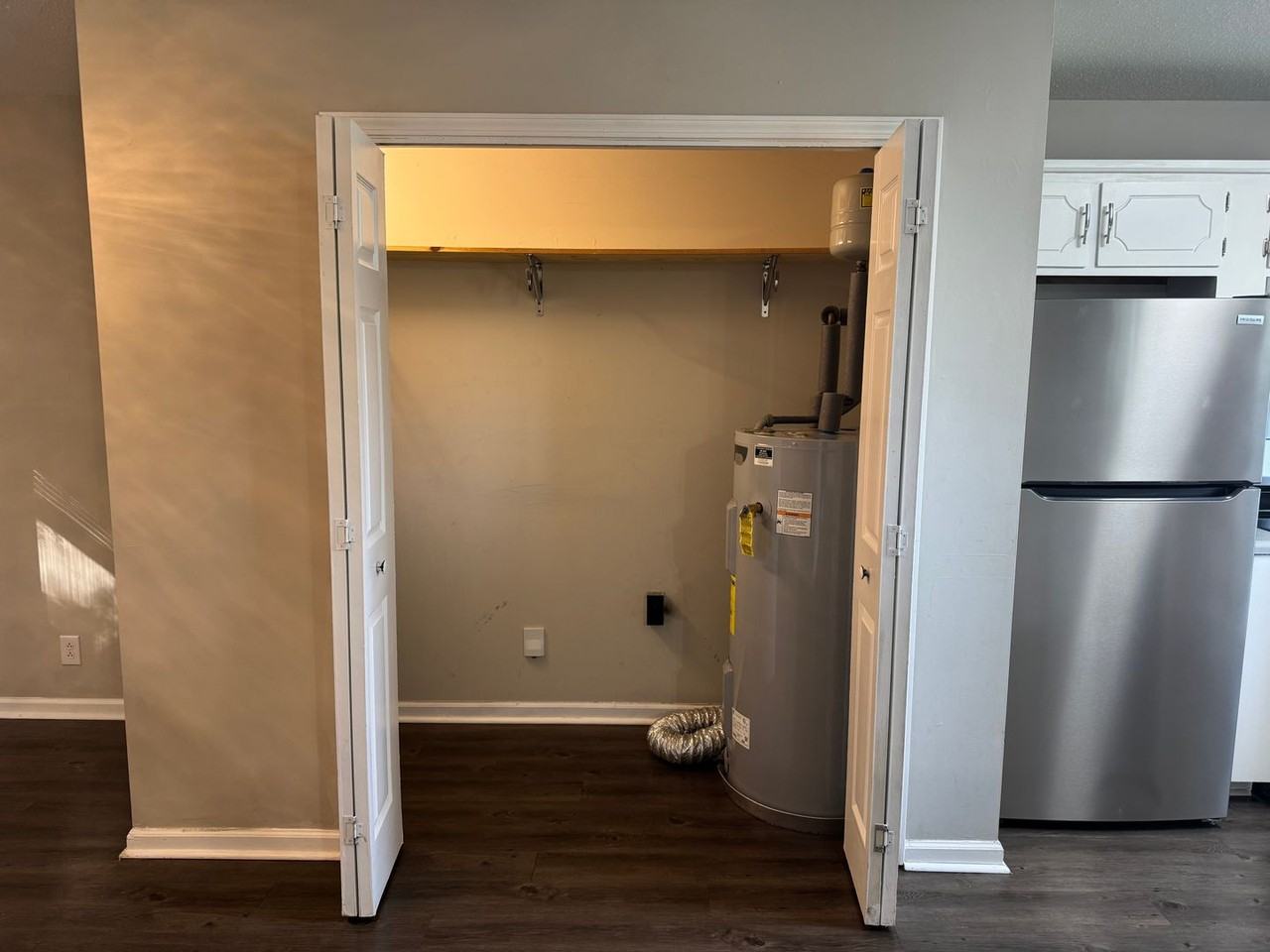 1804 Harbor Dr - Photo 5 of 19