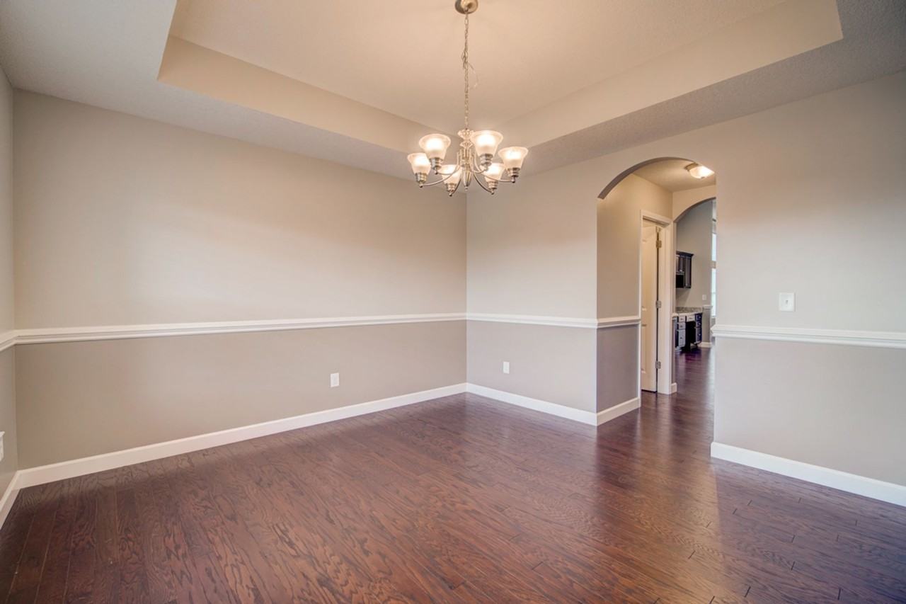 732 Shelburne Ln - Photo 7 of 50