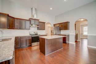 732 Shelburne Ln - Photo 1 of 1
