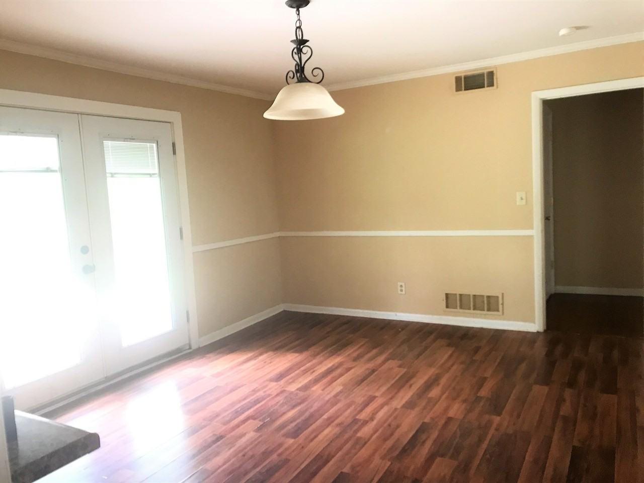 118 Sandy Way - Photo 5 of 20