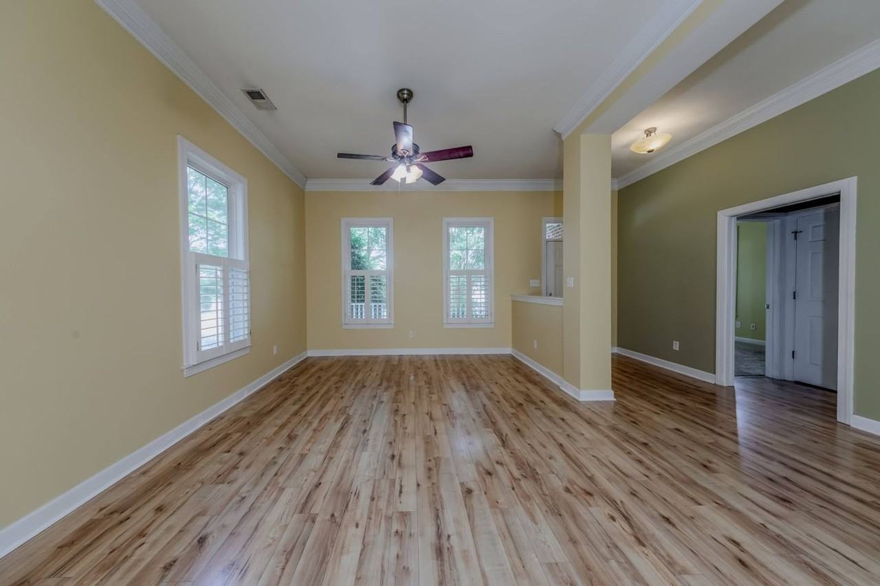 9127 Three Bushel Dr - Photo 3 of 14