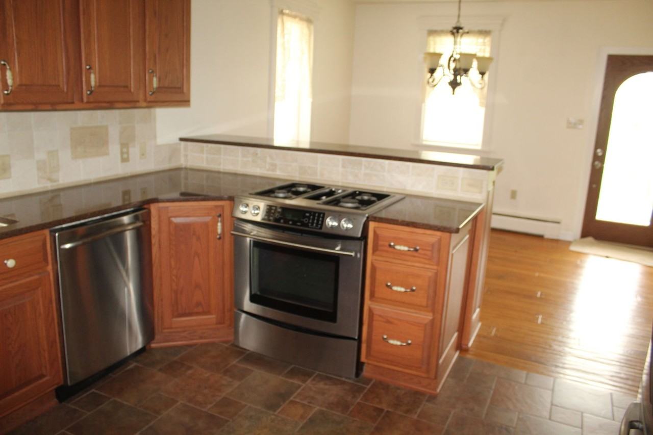 653 Runkle Rd - Photo 2 of 17