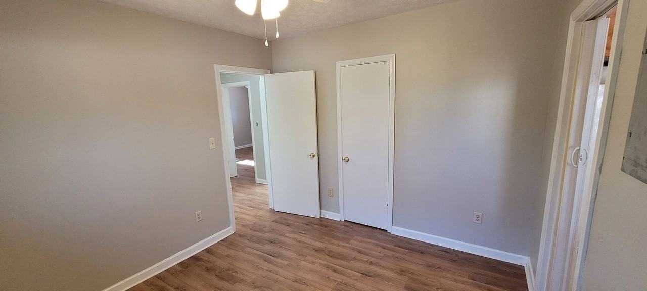 2733 Rice St - Photo 7 of 14