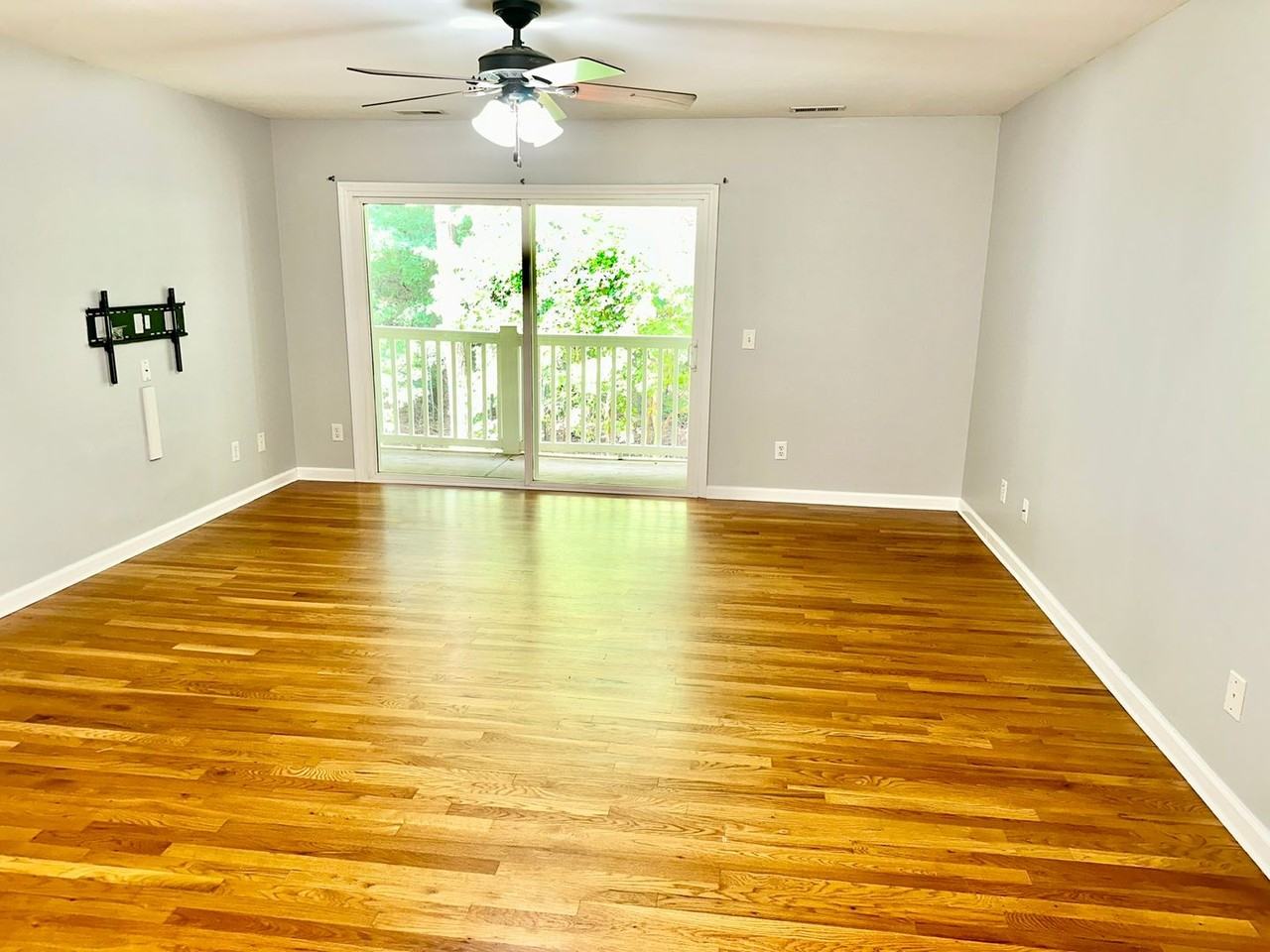 2800 Trailwood Pines Ln - Photo 4 of 17