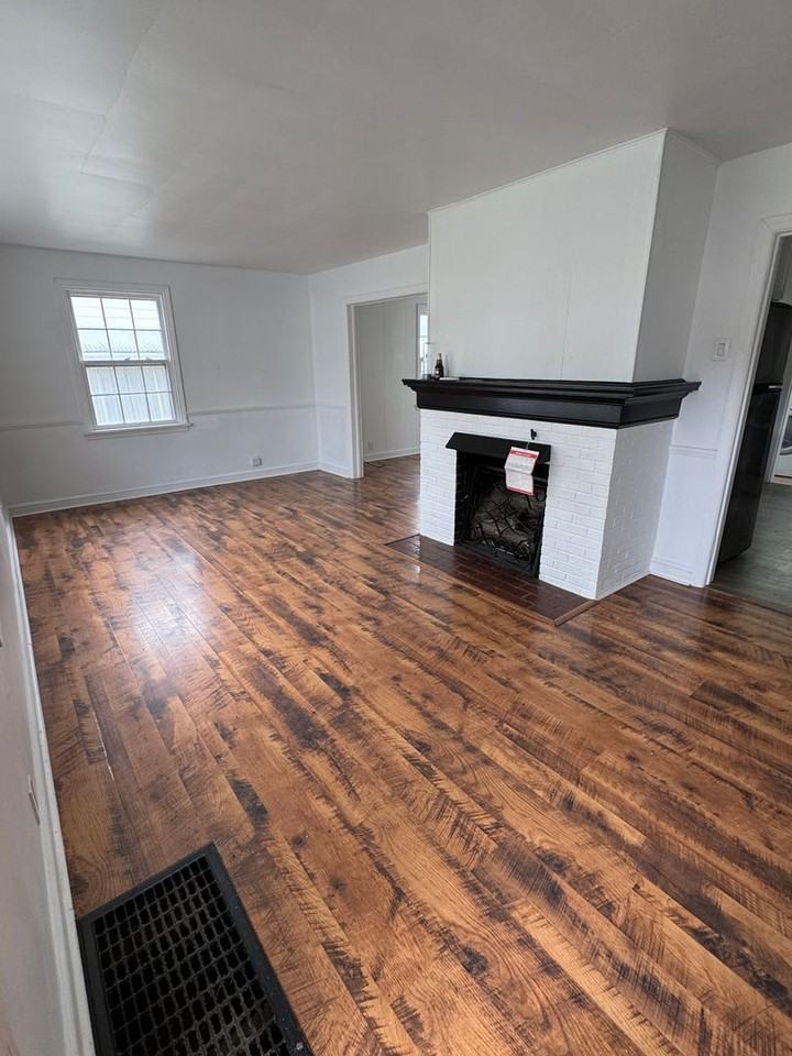 17623 Heisterboro Rd - Photo 2 of 22