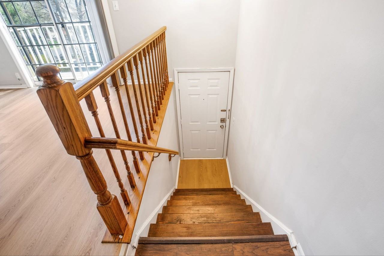 166 Sapphire Ln - Photo 5 of 33