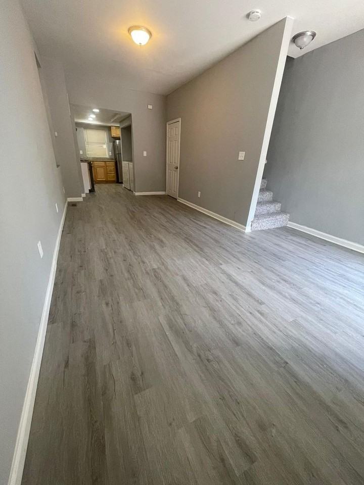 2651 Frederick Ave - Photo 4 of 12