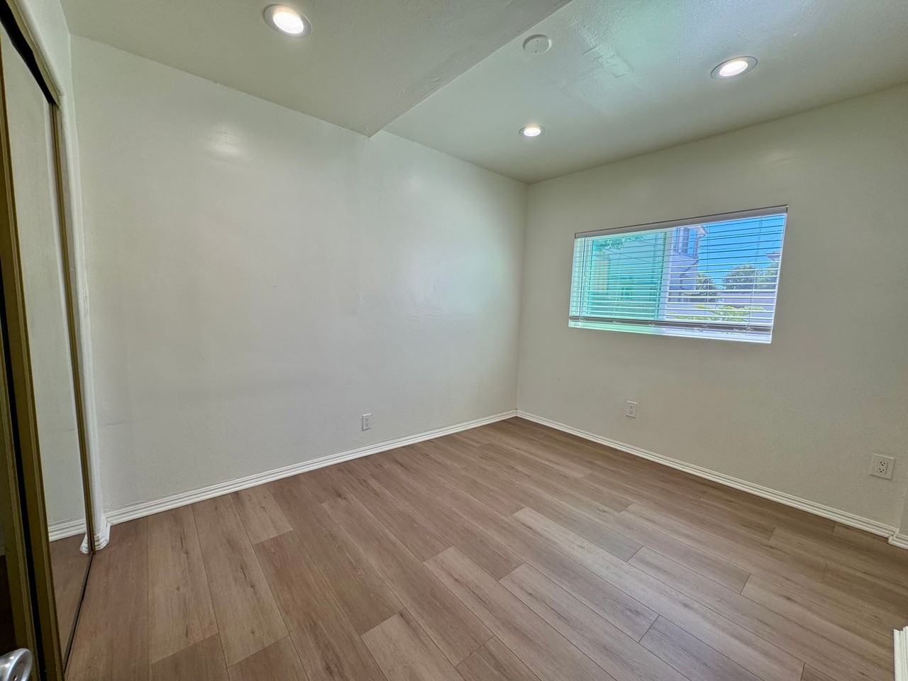 514 Hill Dr #B - Photo 4 of 10